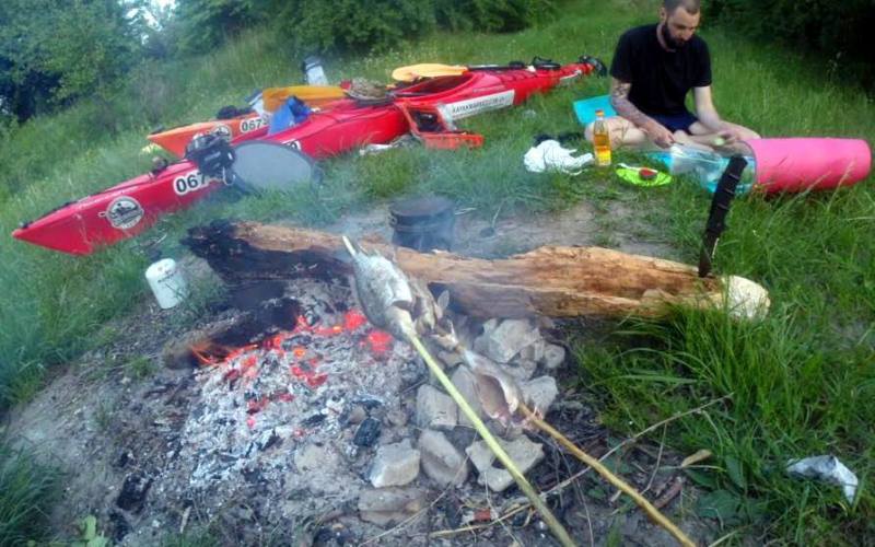на привале в путешествии