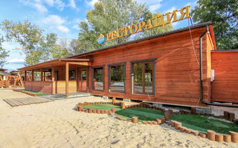 Ресторация в бухте Афродиты, Киев