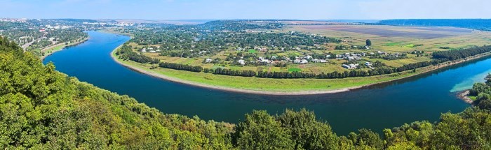 Куда стоит поехать отдохнуть в Украине уже этим летом